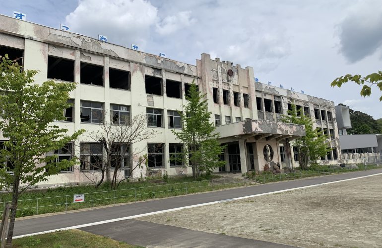 門脇小学校のページを追加しました